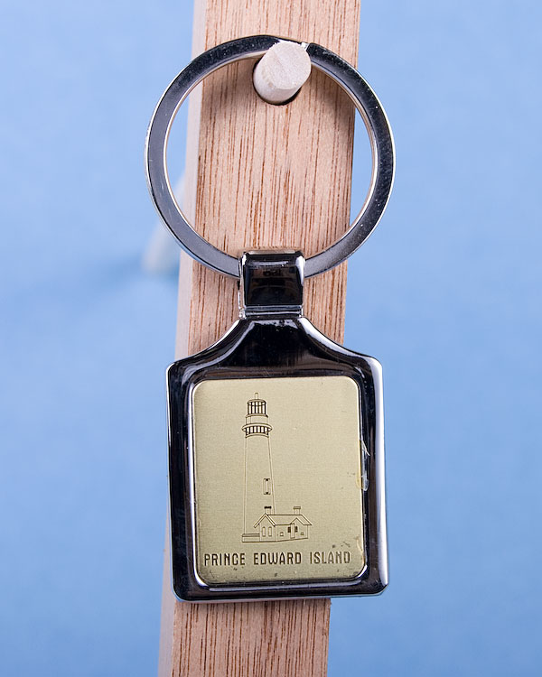 Prince Edward Island Lighthouse Keychain w/Gold Background-0
