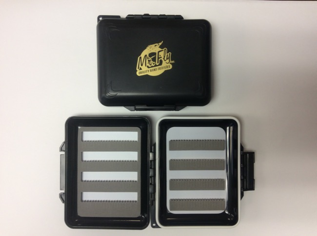 Mr Fly Waterproof & Floatable Fly Box w/ 14 Salmon Bombers