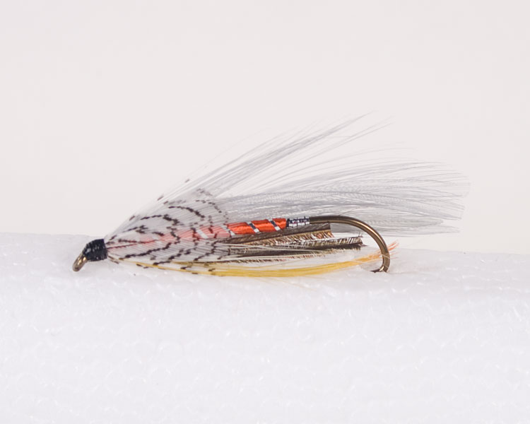 Grey Ghost Streamer -0