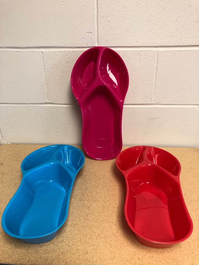Plastic Sandal Shaped 3-Section Tray-0